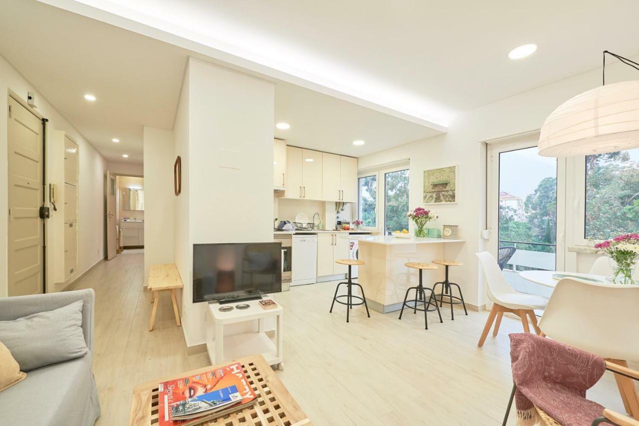 Light Apartment With Amazing Balcony, By Timecooler Lisboa Extérieur photo